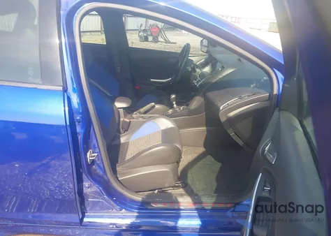 2015 Ford Focus St z USA, uszkodzony, nr VIN 1FADP3L97FL304559